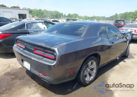 2016 Dodge Challenger Sxt z USA, uszkodzony, nr VIN 2C3CDZAG1GH285108